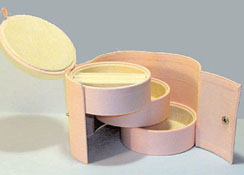 multi-tiered jewelry case