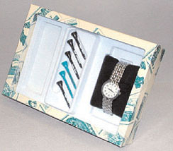 watch box with golf tees
